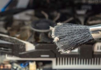 Cleaning your PC Thumb