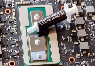 Graphic chip with thermal paste